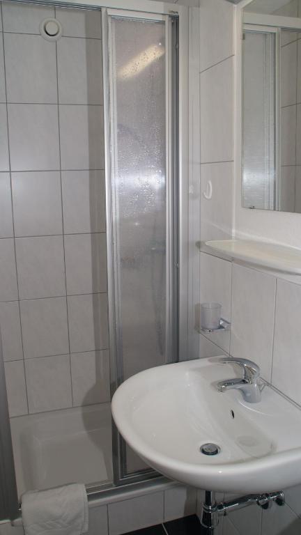 "Quality Hosts Arlberg" Hotel-Gasthof Freisleben Sankt Anton am Arlberg Habitación foto