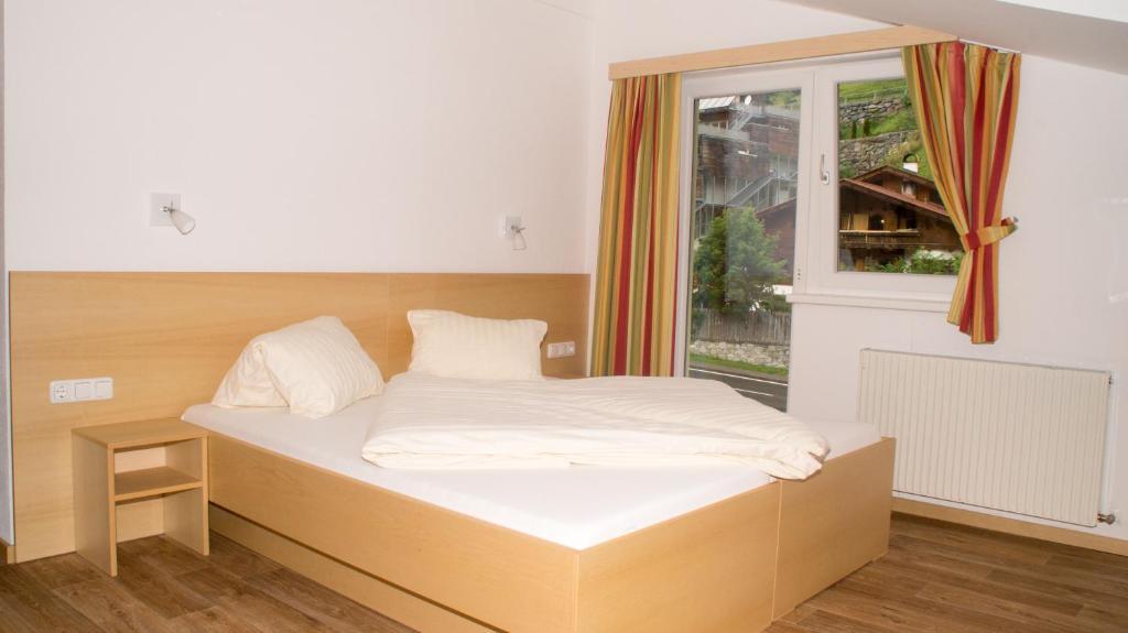 "Quality Hosts Arlberg" Hotel-Gasthof Freisleben Sankt Anton am Arlberg Habitación foto